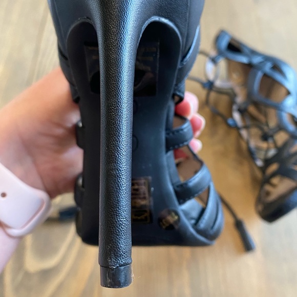 Jessica Simpson Racine Heels - Picture 5 of 6